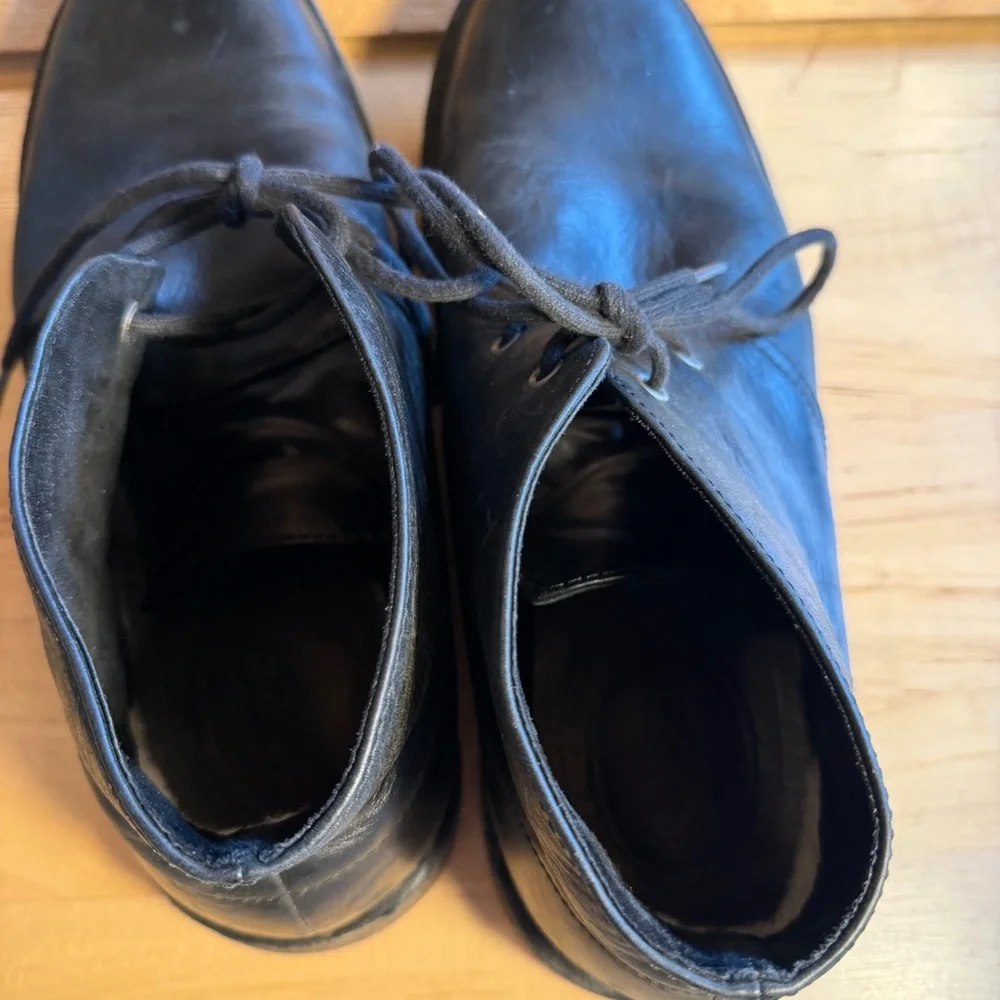 UGG Australia Leighton 10.5 chukka ankle boots soft leather grunge tie up 3275